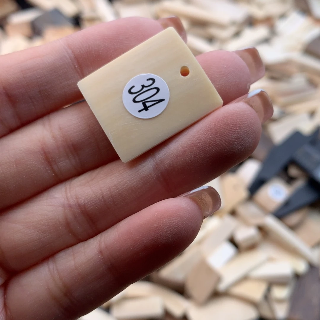 泥塑不打孔联系客服