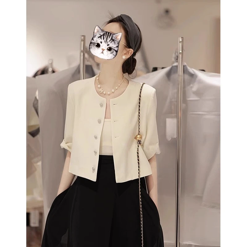 2025夏季薄款纯色西装外套女圆领短袖小香风外搭设计感休闲开衫