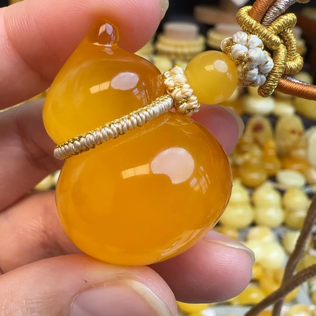 琥珀未镶嵌套链天然焦皮料蜜蜡葫芦吊坠