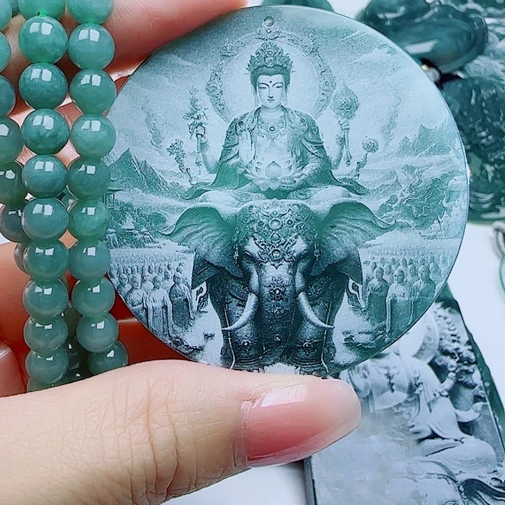 翡翠未镶嵌颈饰多样性发货天然的A货翡翠