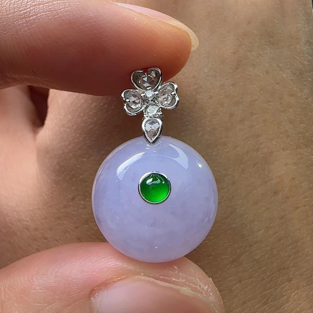 颈饰18K金镶嵌翡翠天然翡翠