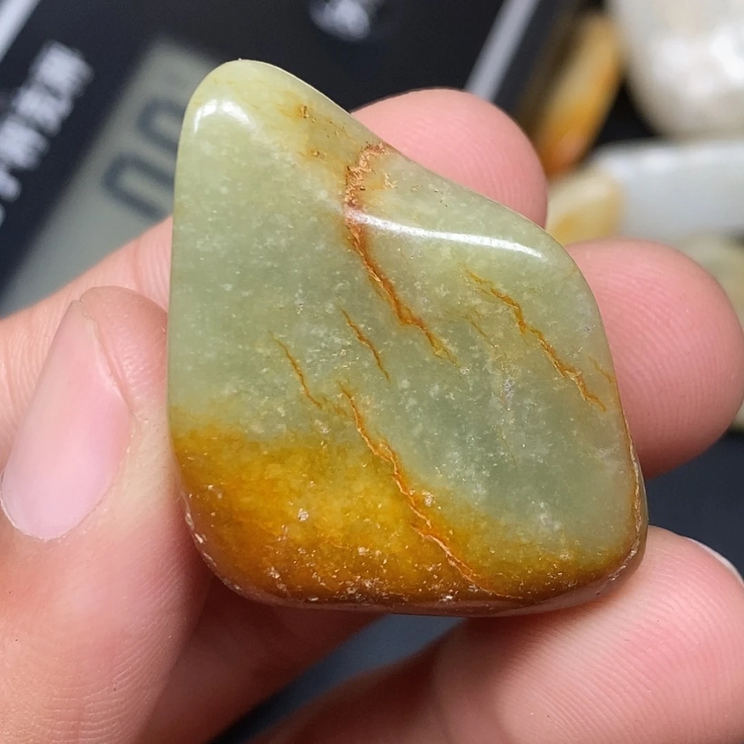 和田玉（糖玉）未镶嵌挂件