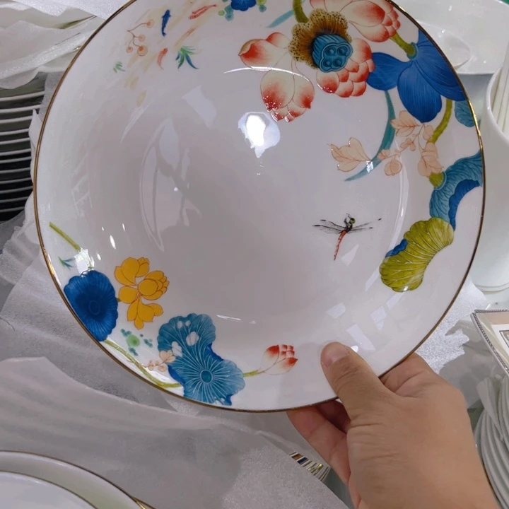 瓷片荷塘八寸深盘四个