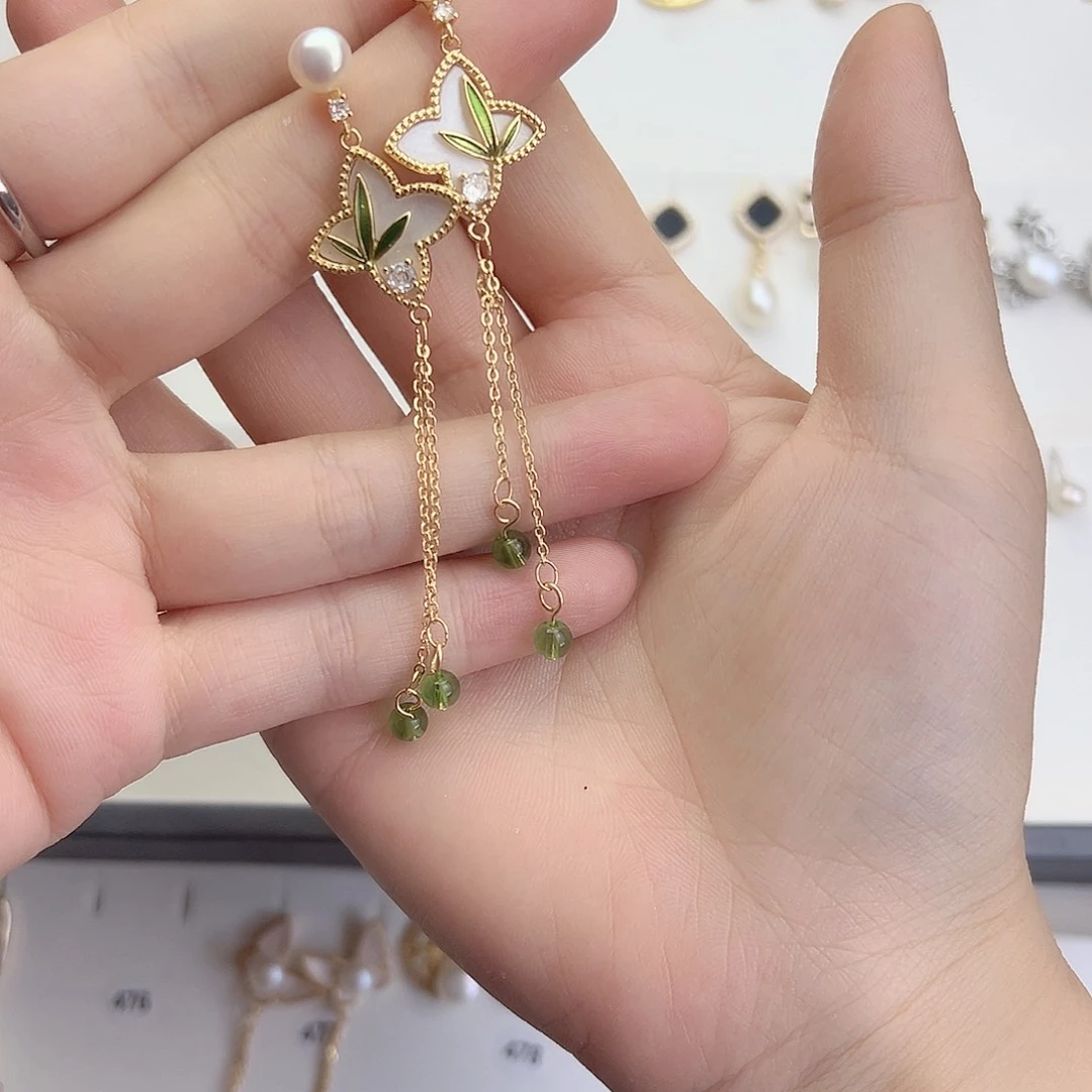 K***y银S925镶嵌淡水珍珠耳饰