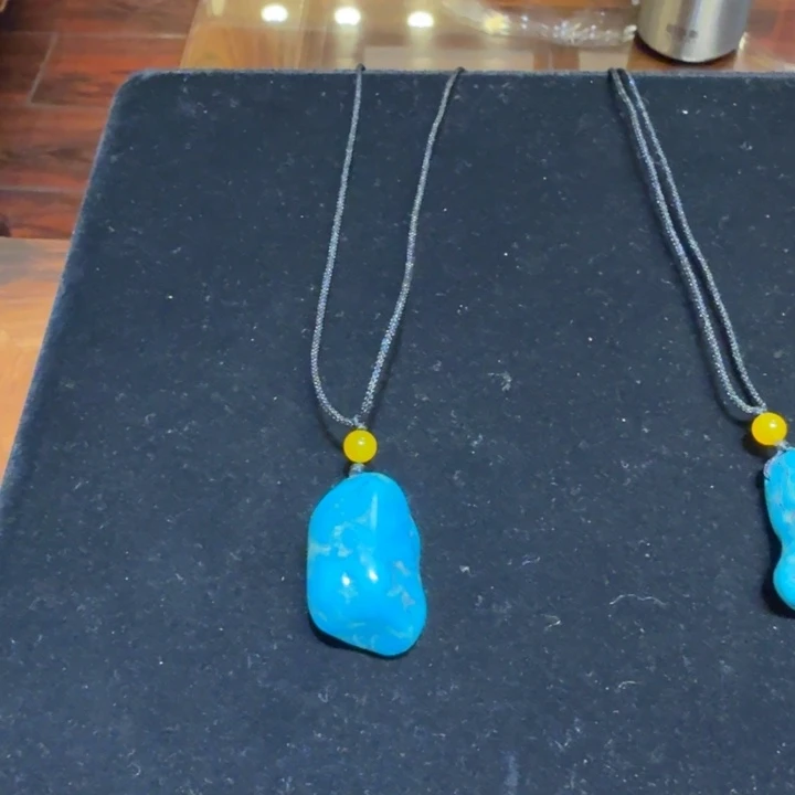 陶瓷医****姐摆件等各种物品