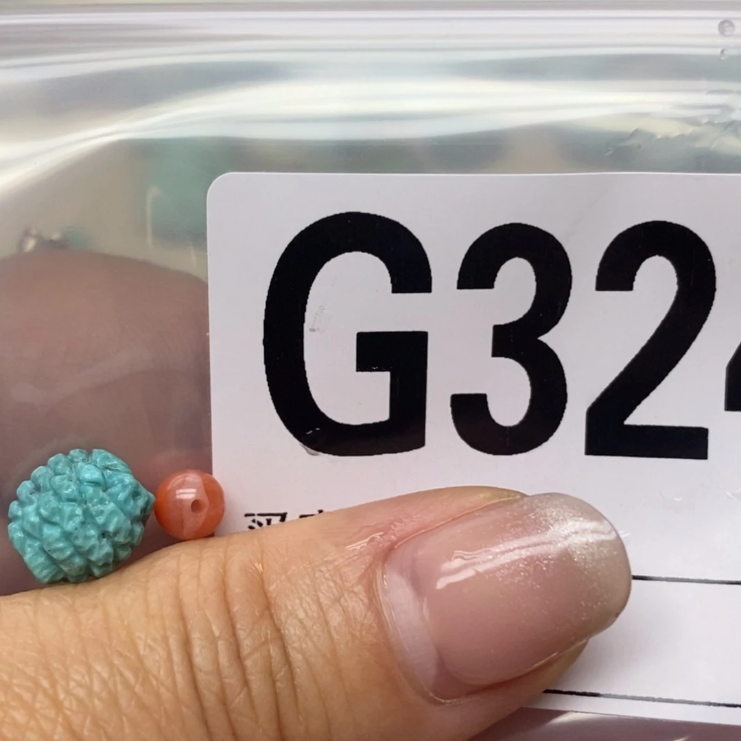 南红玛瑙配饰未镶嵌