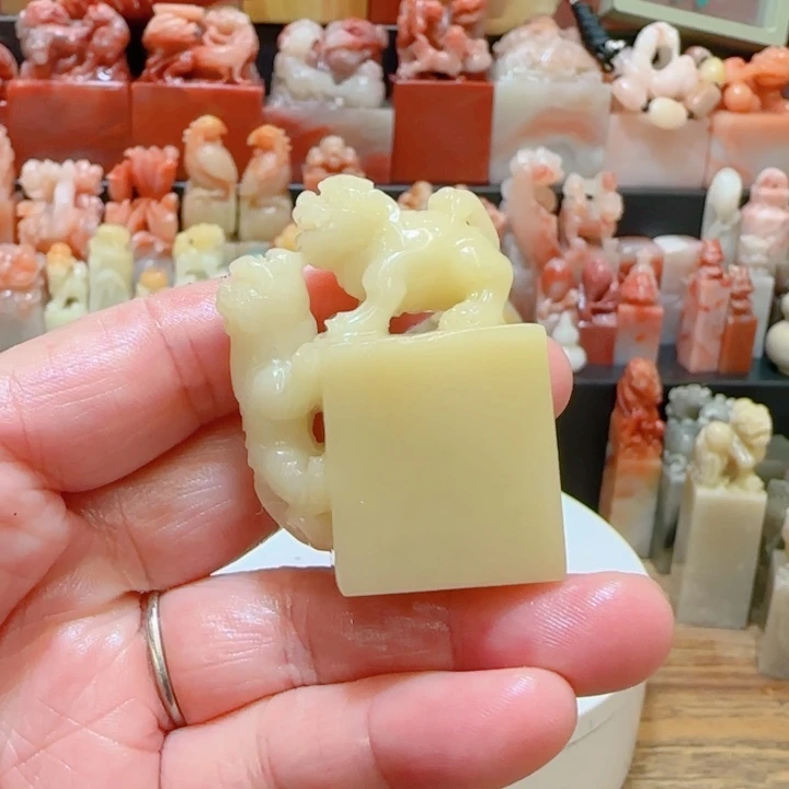 老挝石00000000000