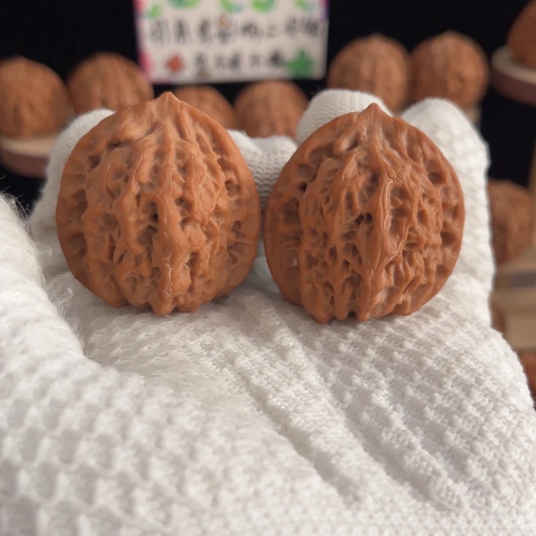 文玩核桃吊坠佛肚40