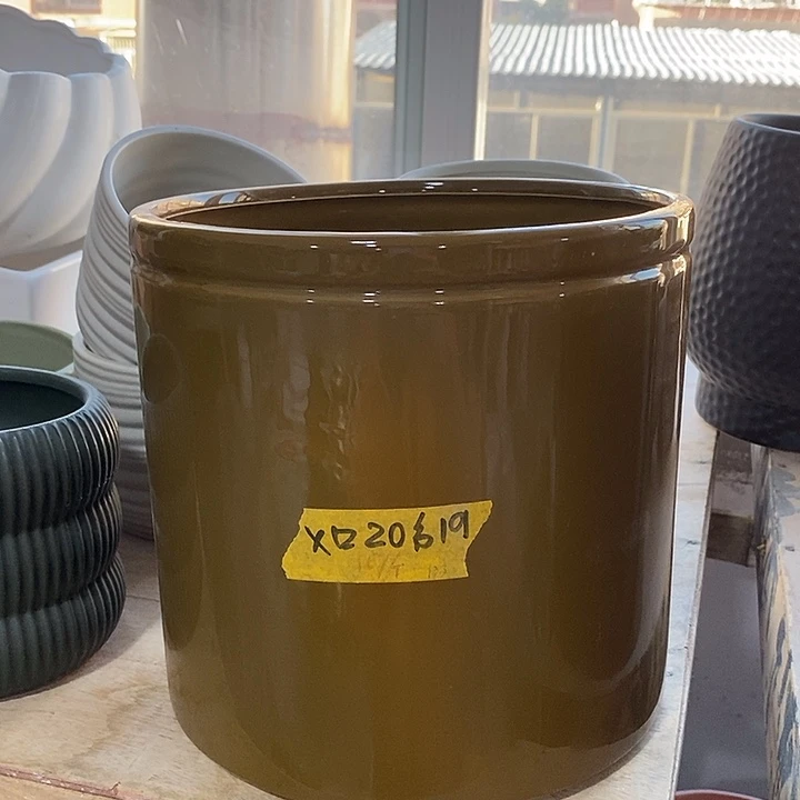 摆件陶陶盆有孔 瑕疵介意勿拍