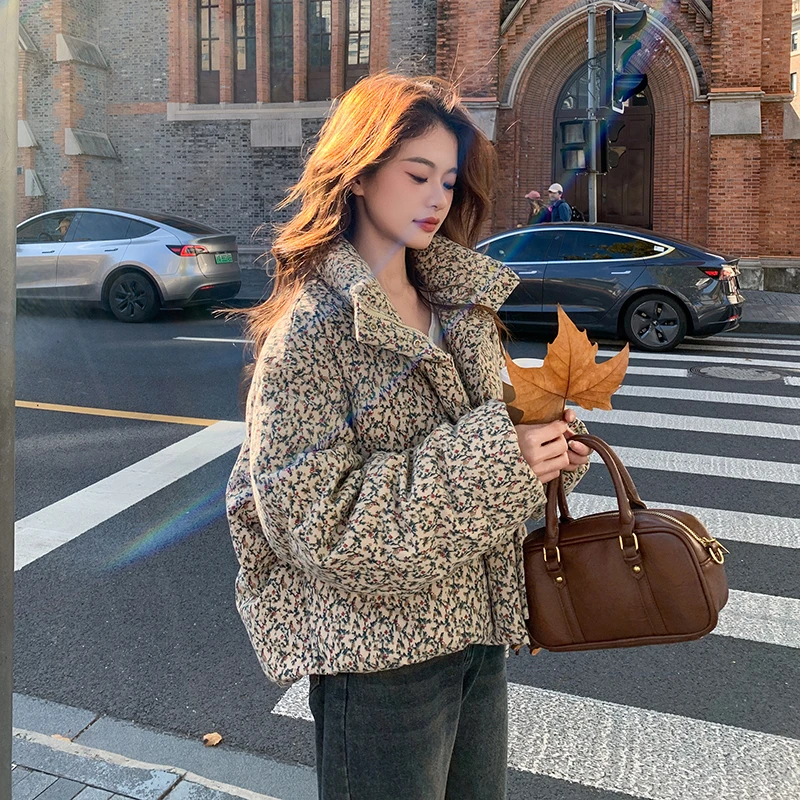 独特超好看碎花短款羽绒服女冬季新款韩版复古气质小个白鸭绒外套