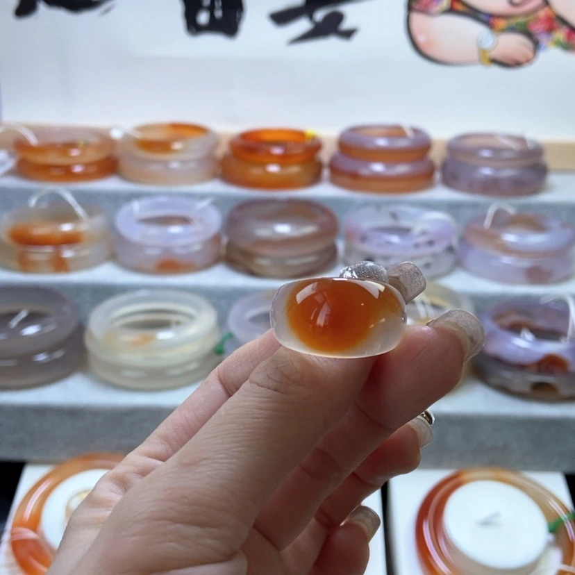 【闪购商品】玛瑙/玉髓手镯未镶嵌武**主