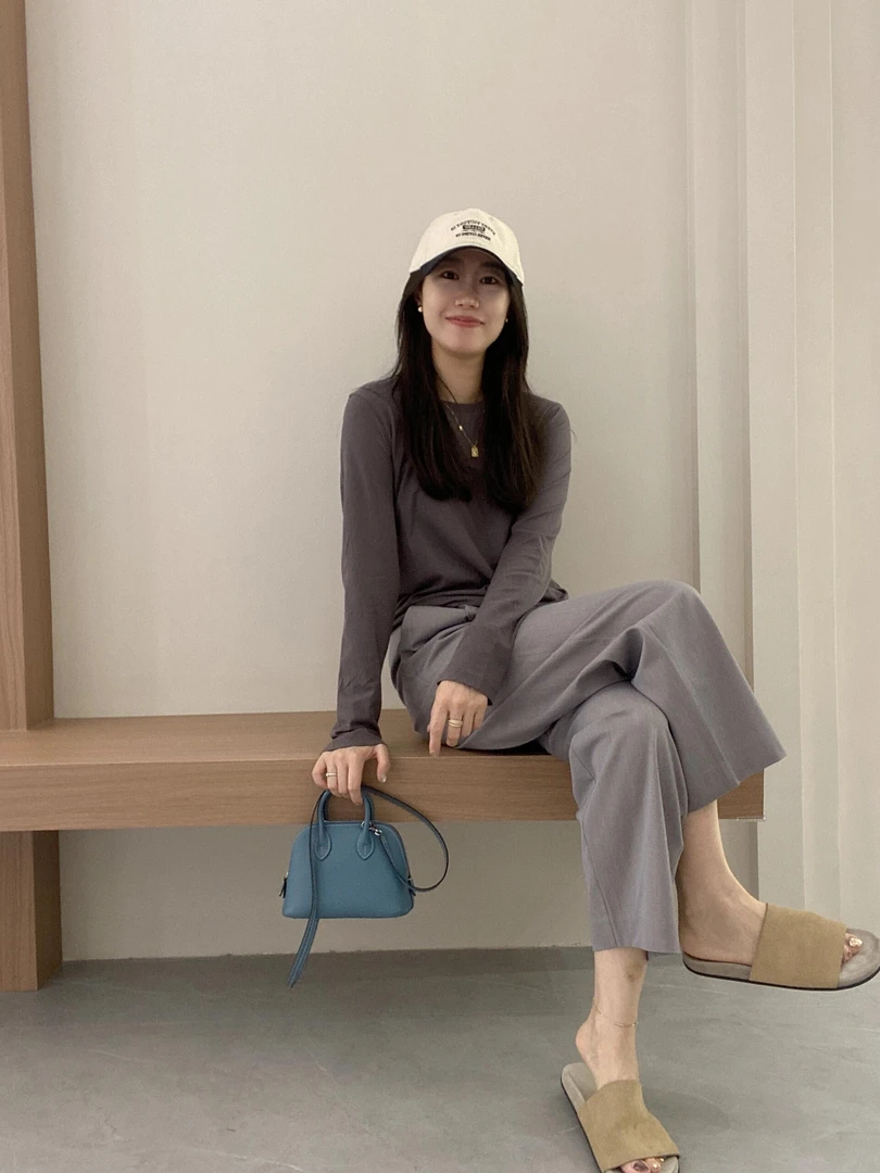 2025秋季新款设计感小众防晒长袖T恤韩版慵懒风上衣女百搭直筒裤