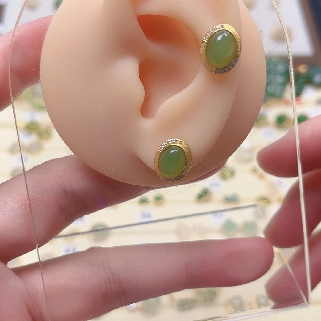 和田玉银S925镶嵌耳饰