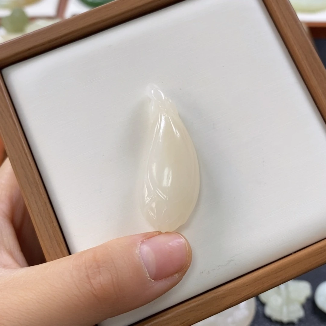 【闪购商品】和田玉吊坠未镶嵌