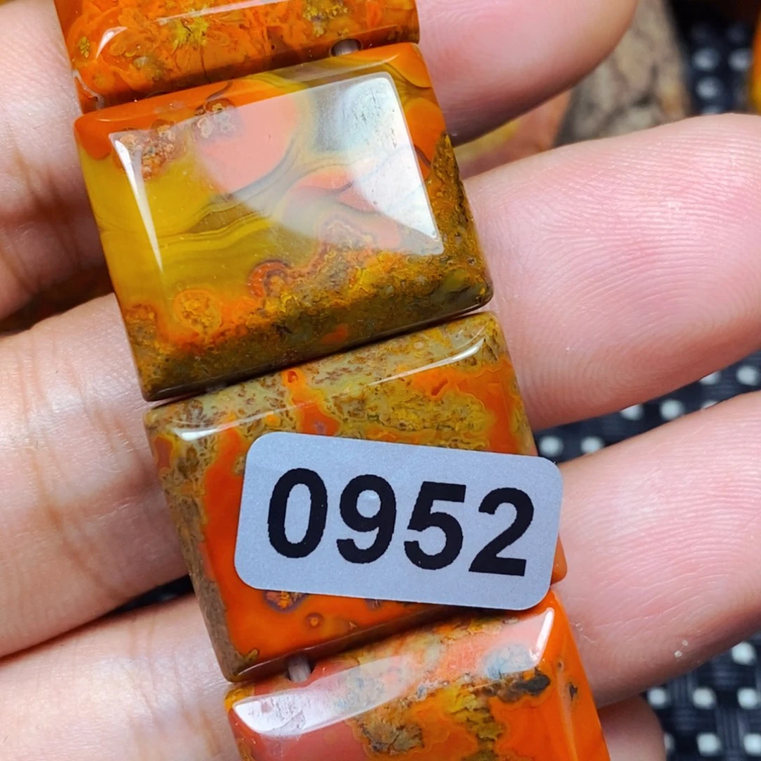 未镶嵌吊坠(不含链)玛瑙/玉髓?*色