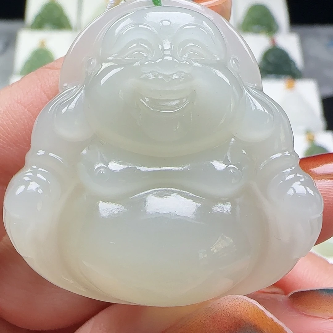 和田玉未镶嵌吊坠(赠链)