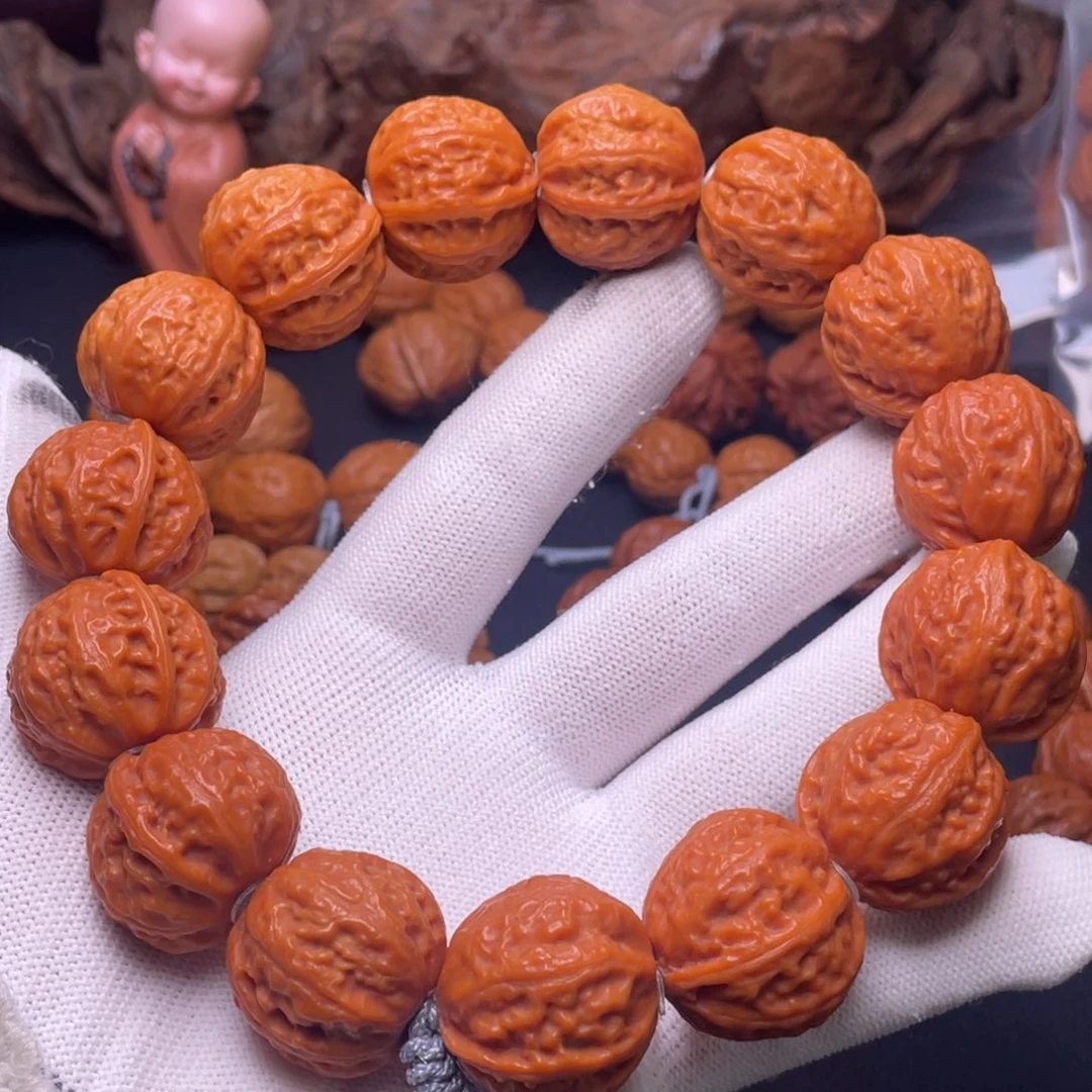 文玩核桃吊坠元宝