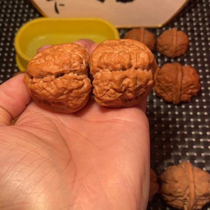 木***匠文玩核桃把件四深开八腿蛙王