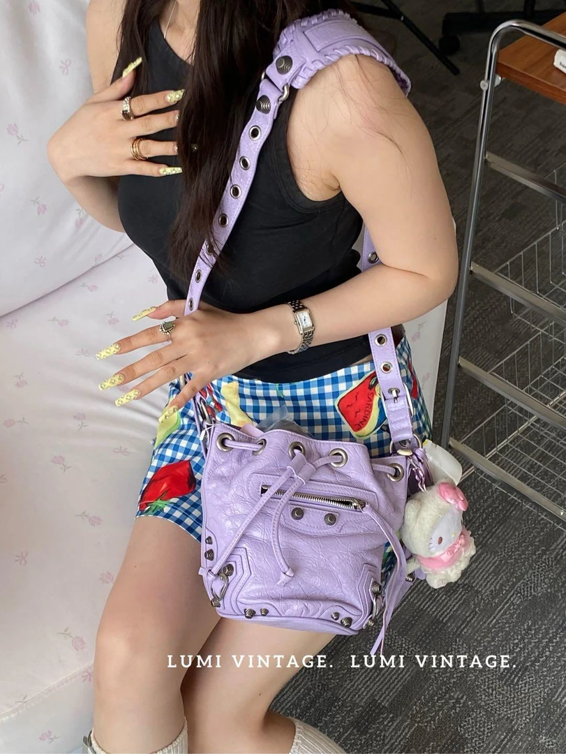 95新 Balenciaga/巴黎世家 香芋紫羊皮neo水桶单肩包98677192