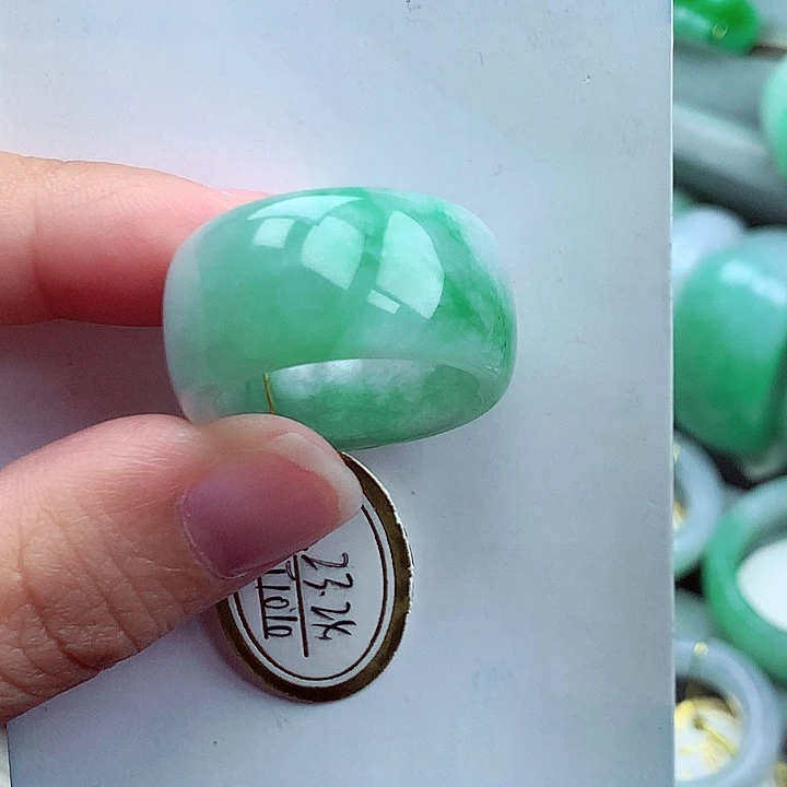 翡翠未镶嵌戒指23.24号