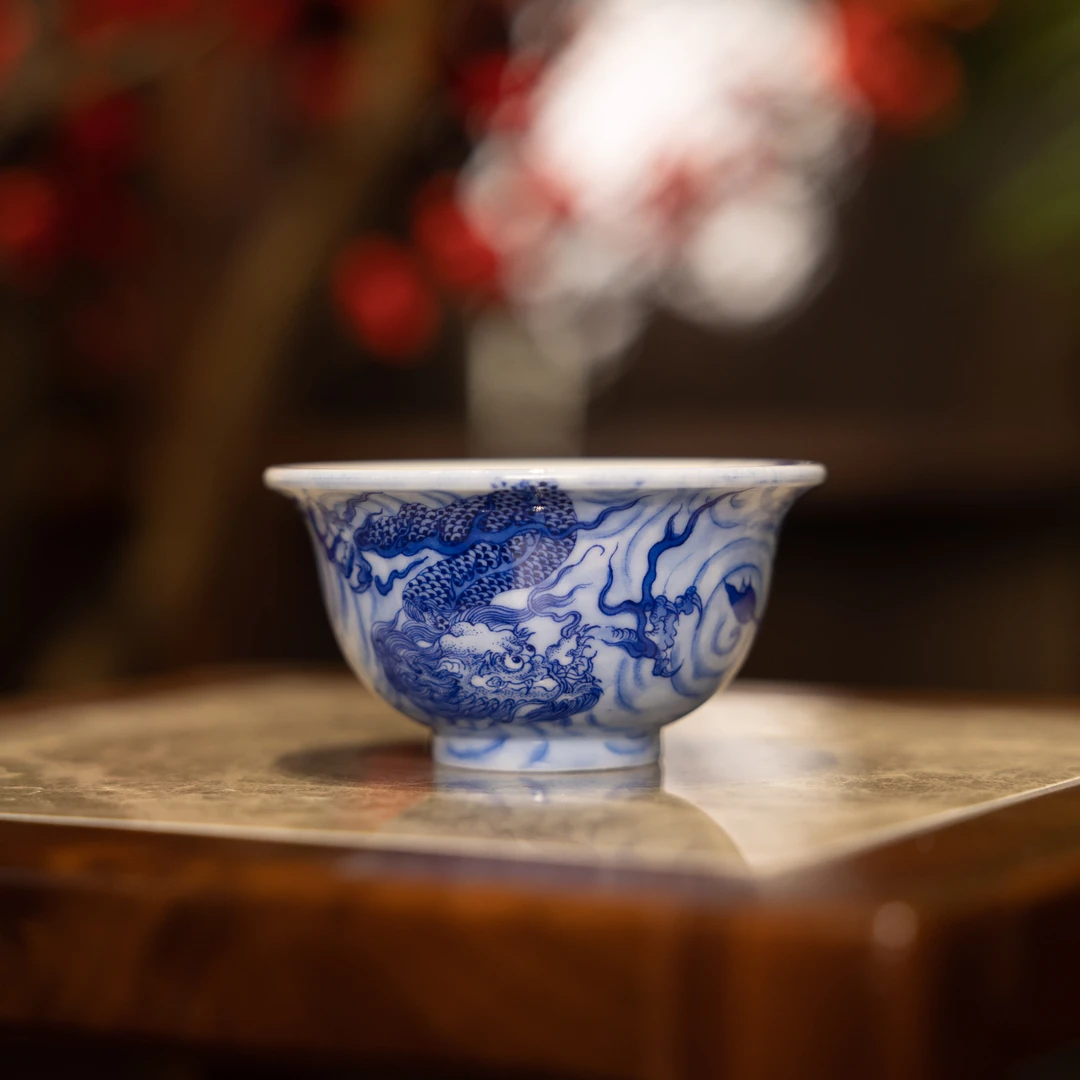 【墨舍名窑】画堂春 龙压手杯 景德镇陶瓷纯手工手绘茶具（htc988）