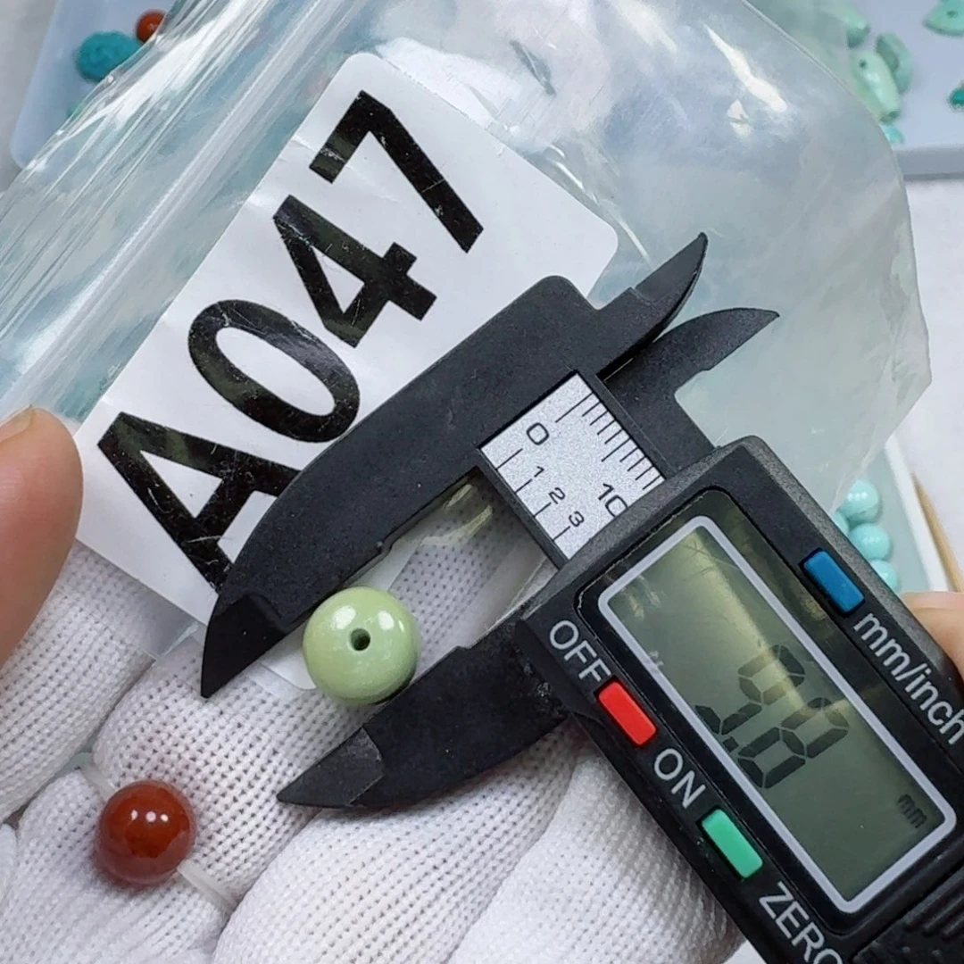 南红玛瑙未镶嵌珠宝奇石