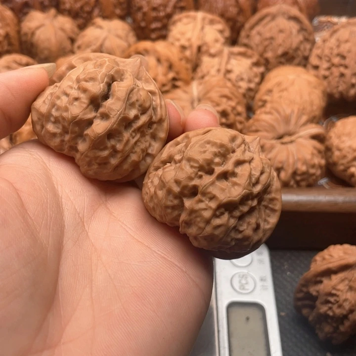 小***贵手串/手链核桃蛤蟆头41尺全品无修