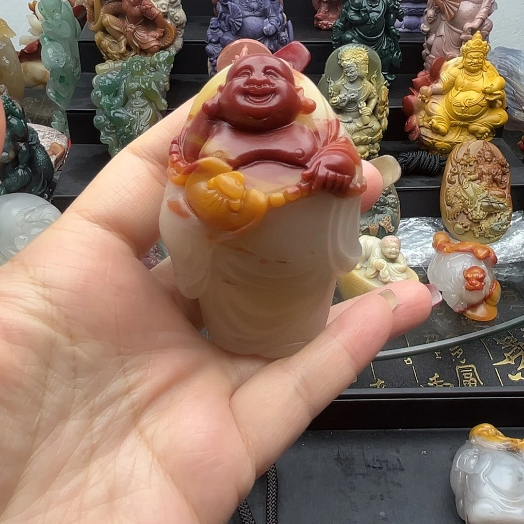 石英质玉未镶嵌颈饰