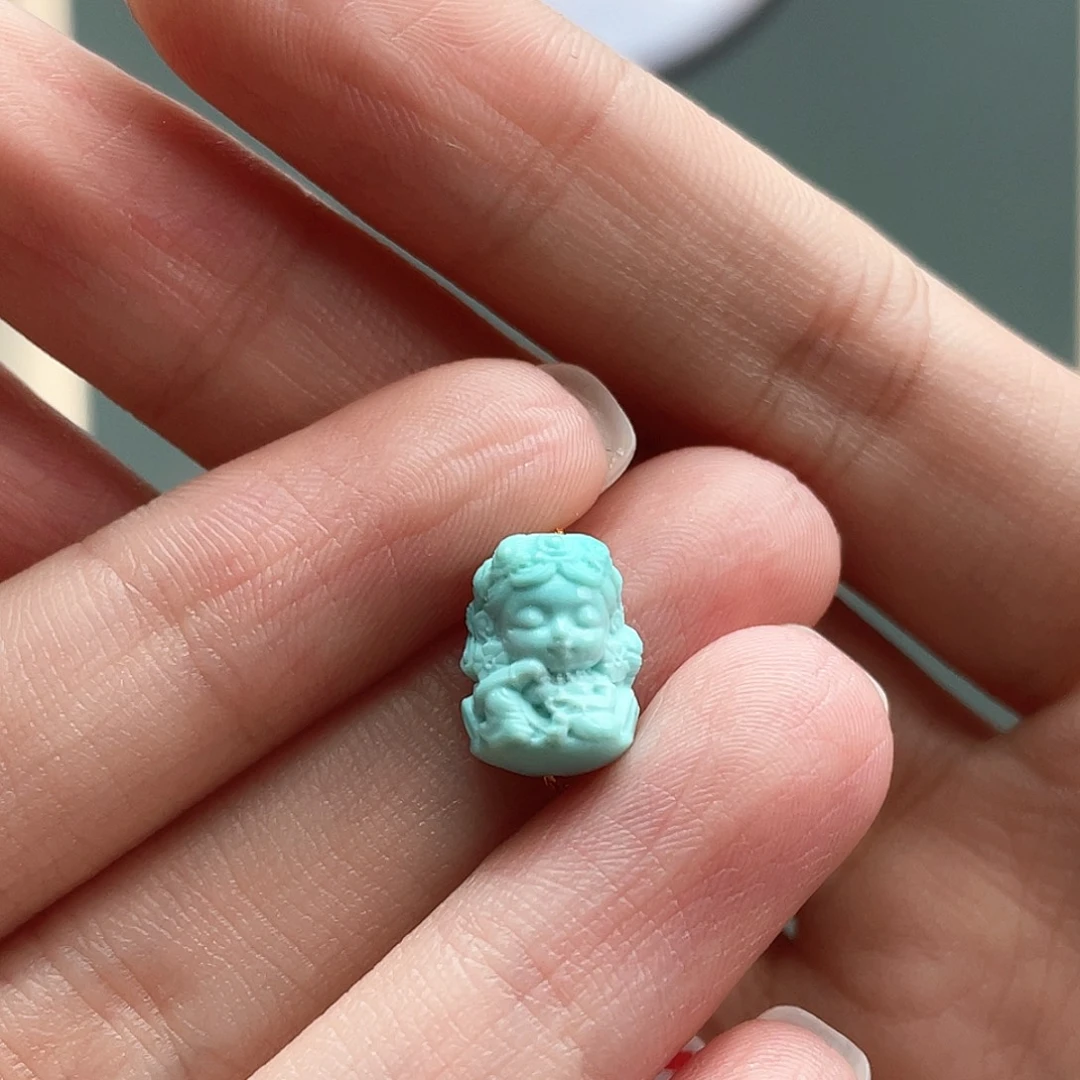 未镶嵌绿松石颈饰