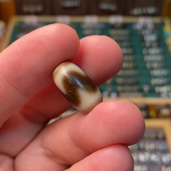 未镶嵌玛瑙/玉髓珠宝半成品