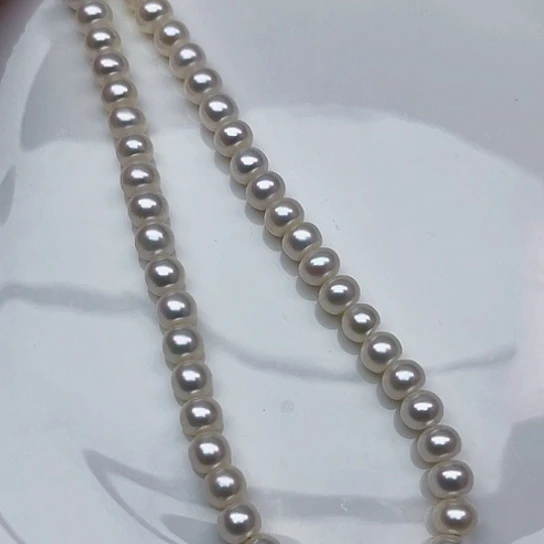 淡水珍珠颈饰未镶嵌