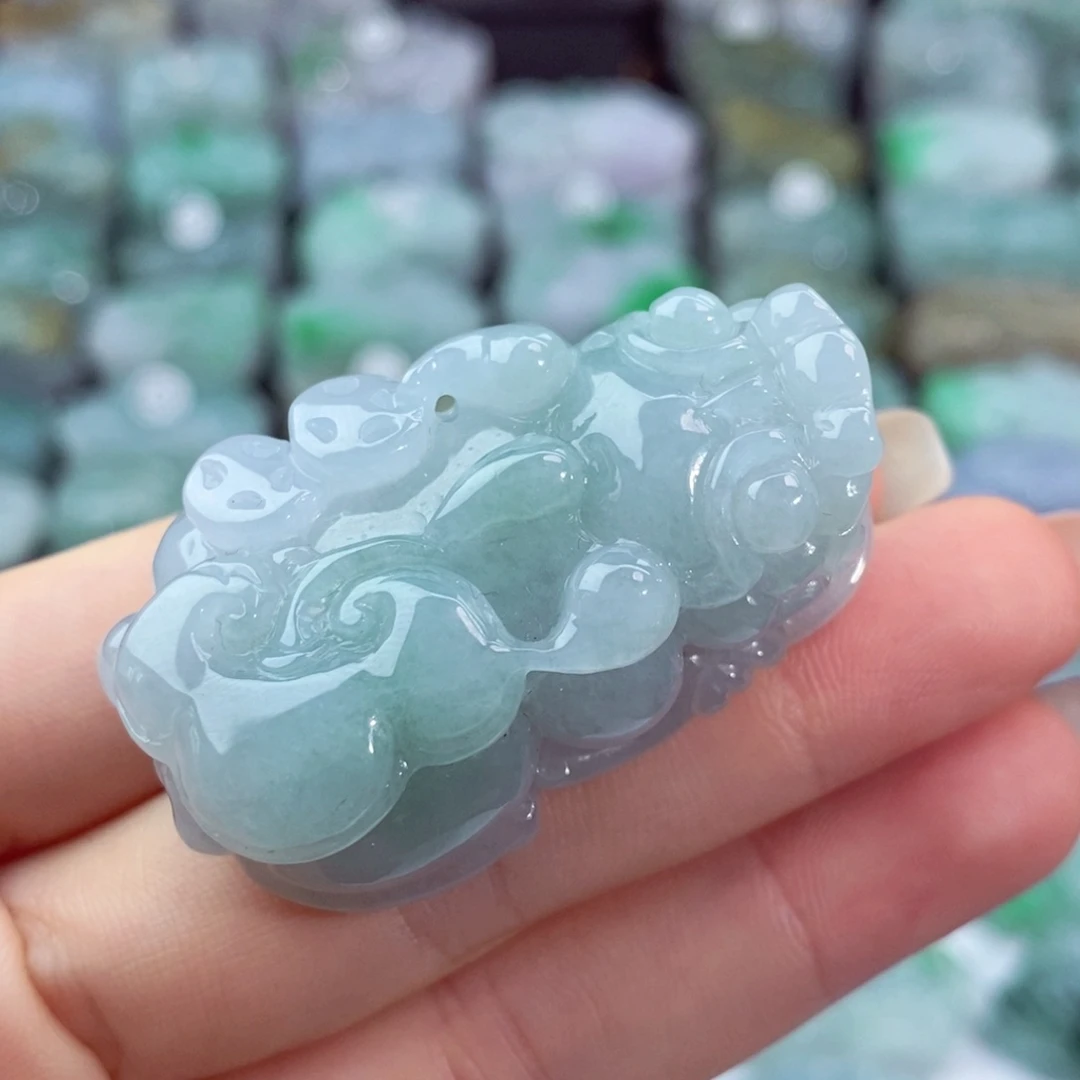 颈饰未镶嵌翡翠天然