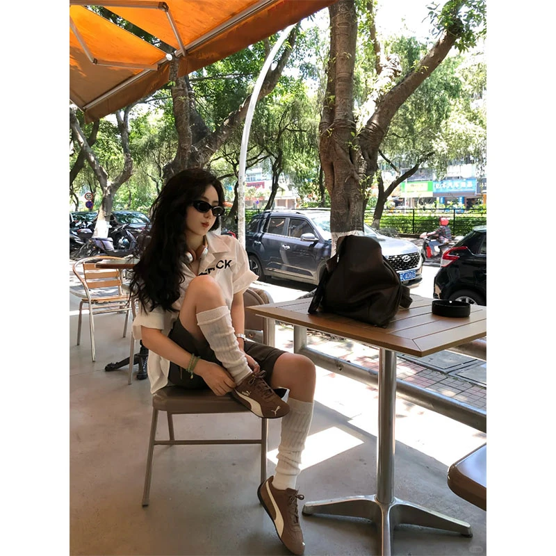 2025夏季新款修身显瘦穿搭字母印花短款衬衫上衣休闲简约宽松短裤