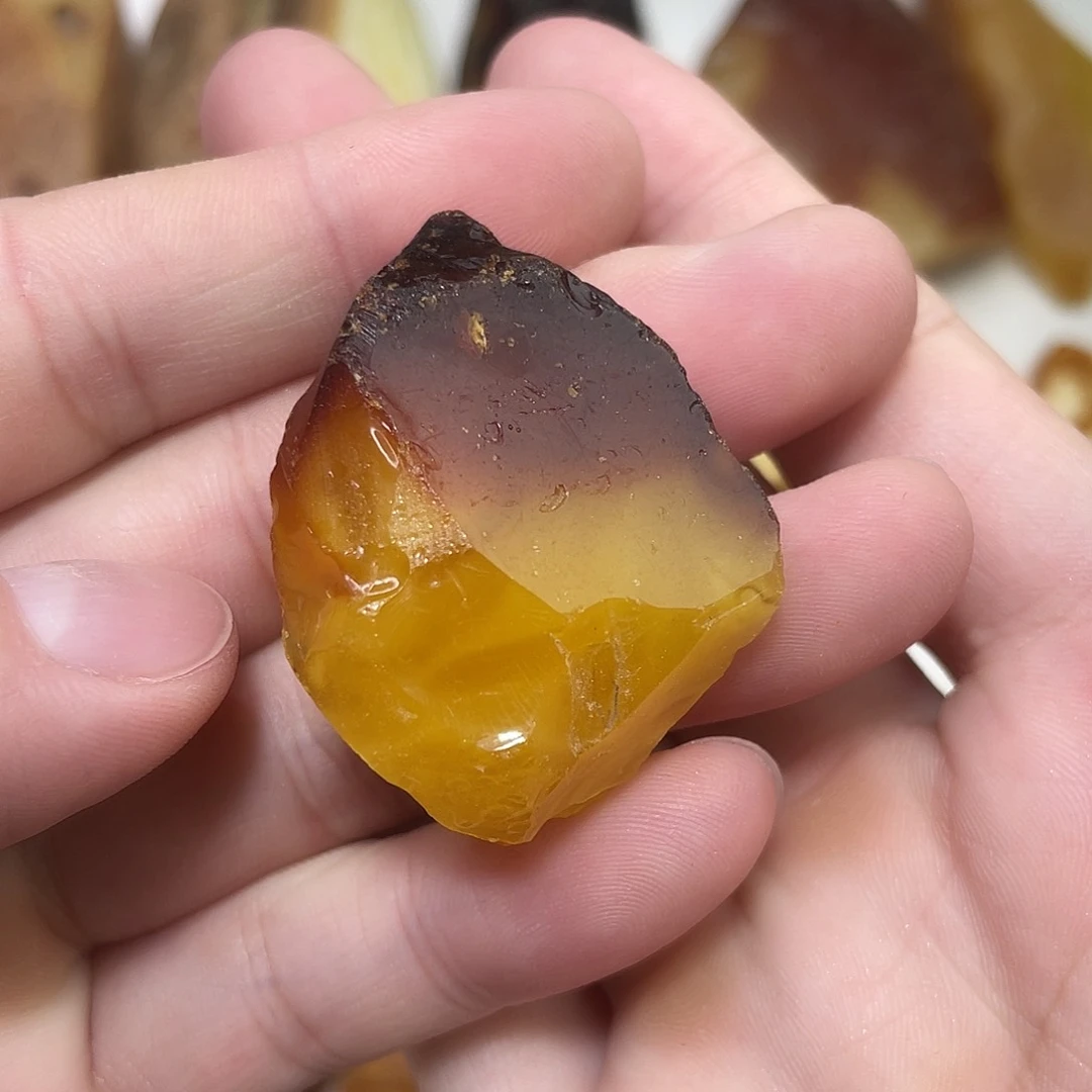 定制琥珀未镶嵌原矿蜜蜡