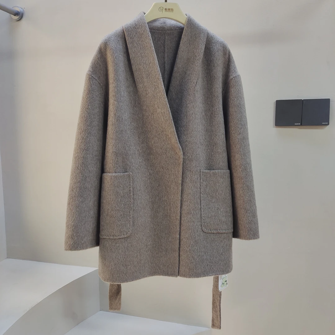 ANYUMO/安妤茉7076青果领大口袋毛呢大衣中长款通勤时尚百搭女