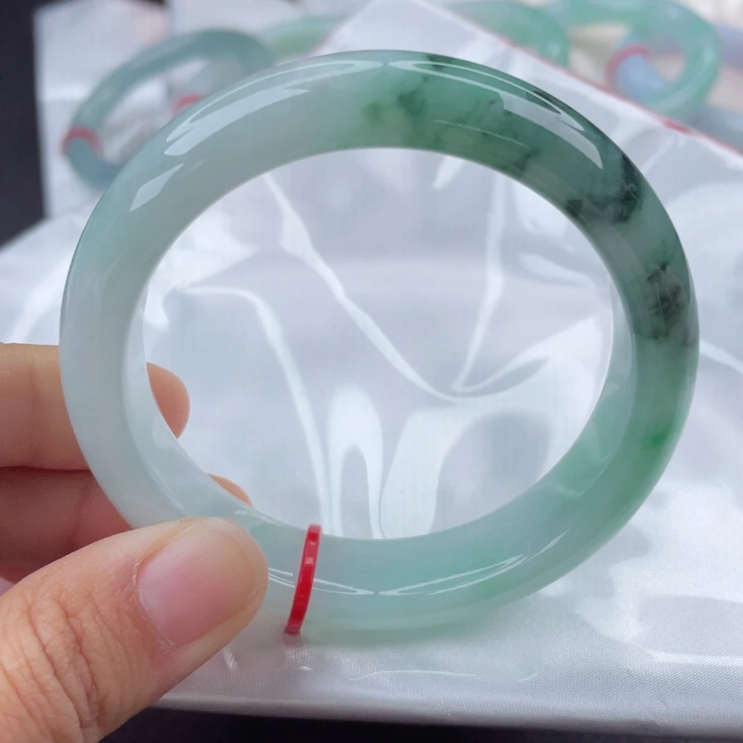 翡翠手镯未镶嵌55.9正圈