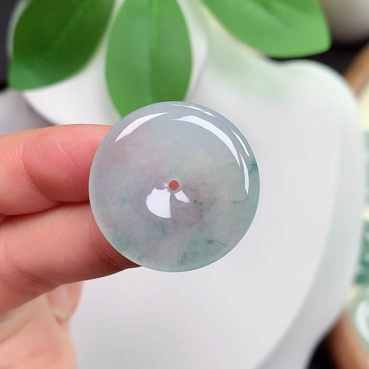 颈饰未镶嵌翡翠平安扣 25.7x4.5mm