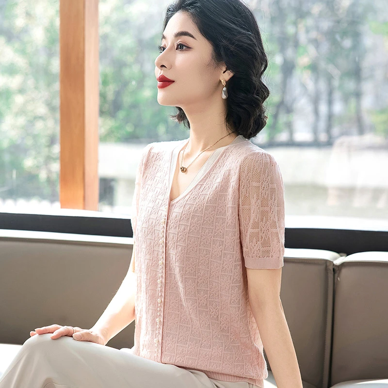 中年妈妈夏装冰丝针织短袖t恤2025新款中老年女夏季减龄薄上衣服