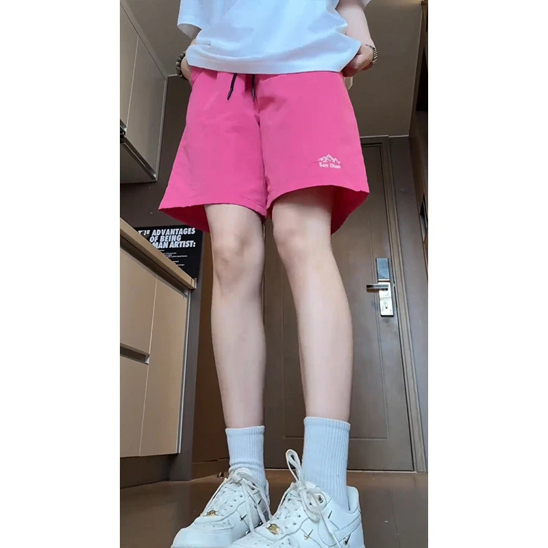 LOVELVLV玫红色冰丝男夏季多巴胺穿搭速干沙滩裤美式情侣休闲五分