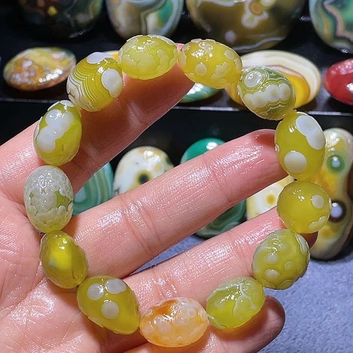 玛瑙/玉髓未镶嵌珠宝奇石