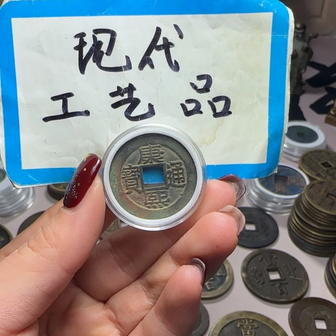 铜铜现代工艺品罗汉大样