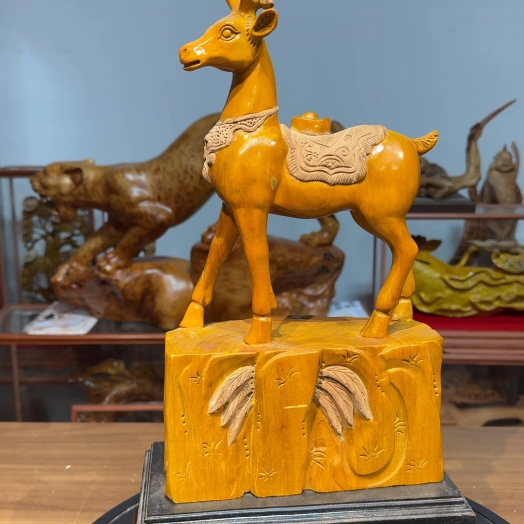 蟋***爸柏木木雕艺术品小件