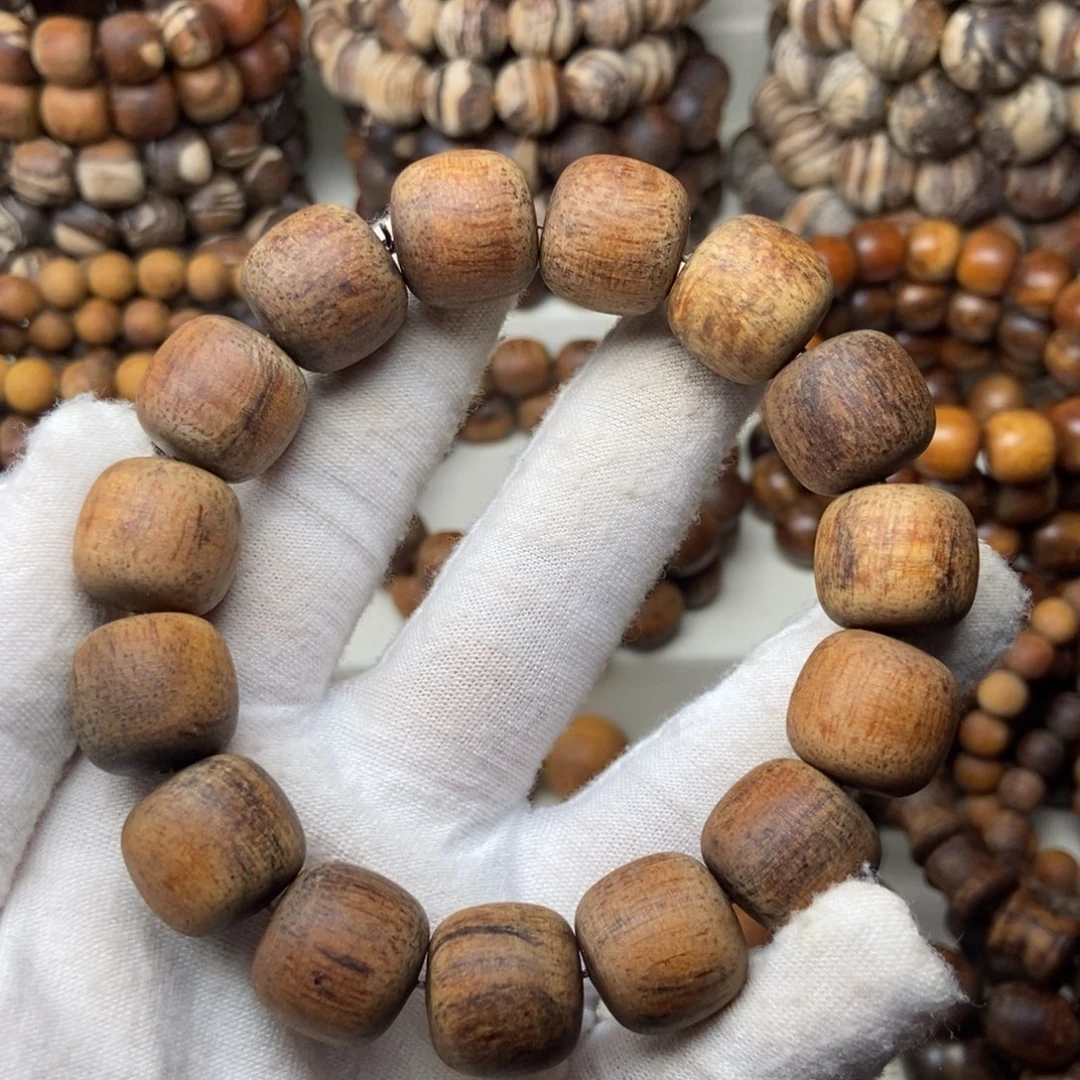 贡木福利1516老型珠手串