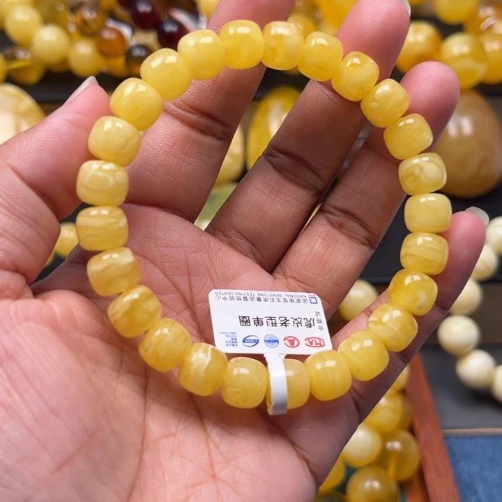 琥珀未镶嵌珠宝奇石M486号