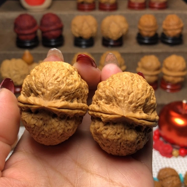 文玩核桃把件21祥龙罗汉