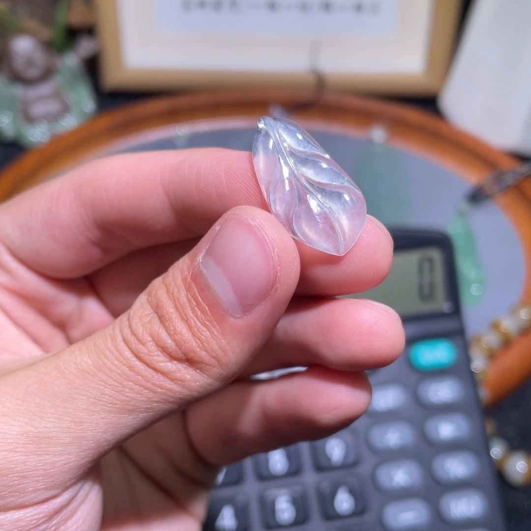 翡翠未镶嵌颈饰吊坠百万系列（不退不换）