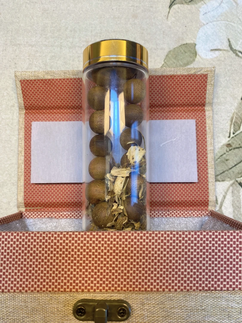 增香沉香木芽白单圈16MM老料手串