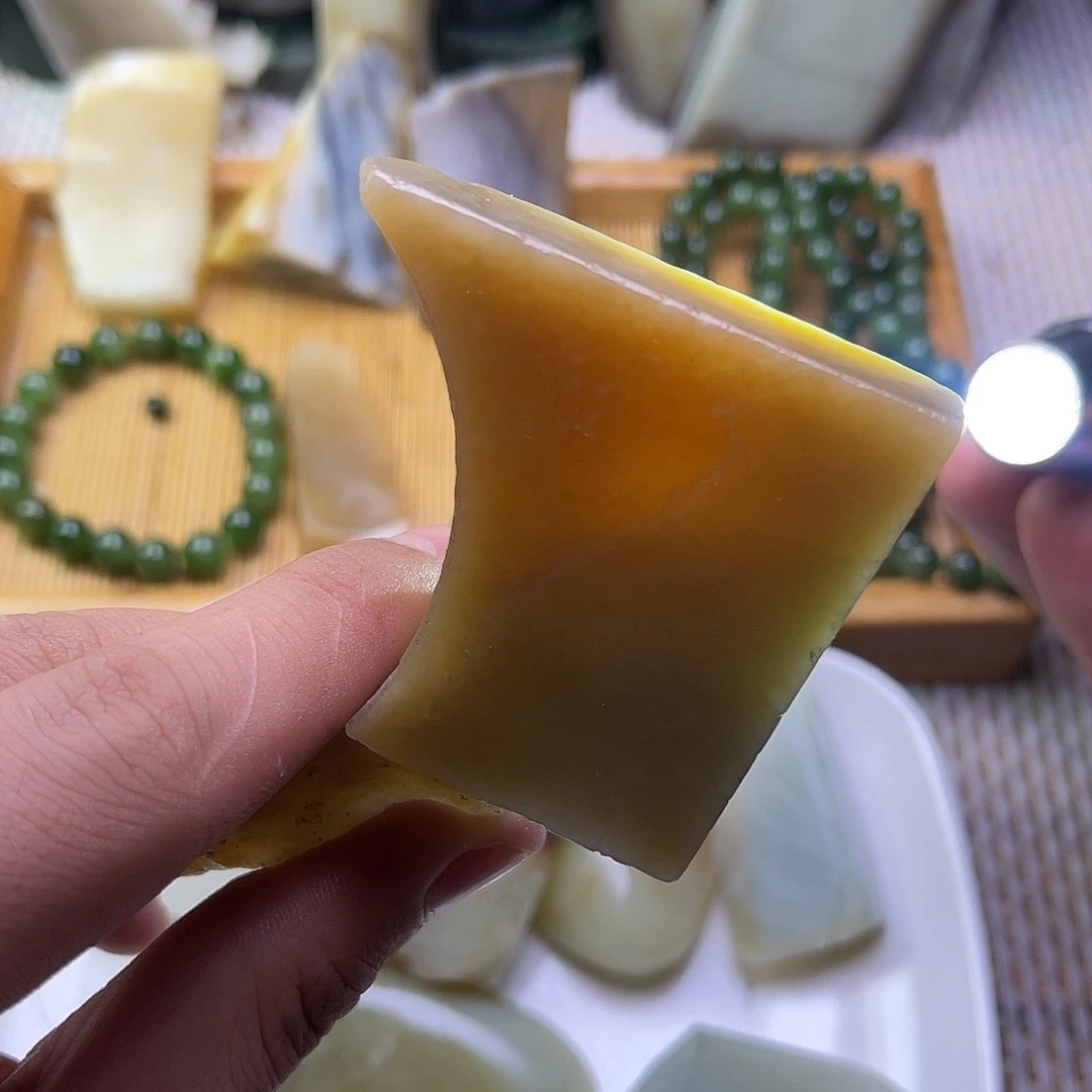 未镶嵌和田玉珠宝半成品