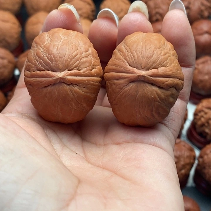 核桃精品文玩核桃手捻元宝