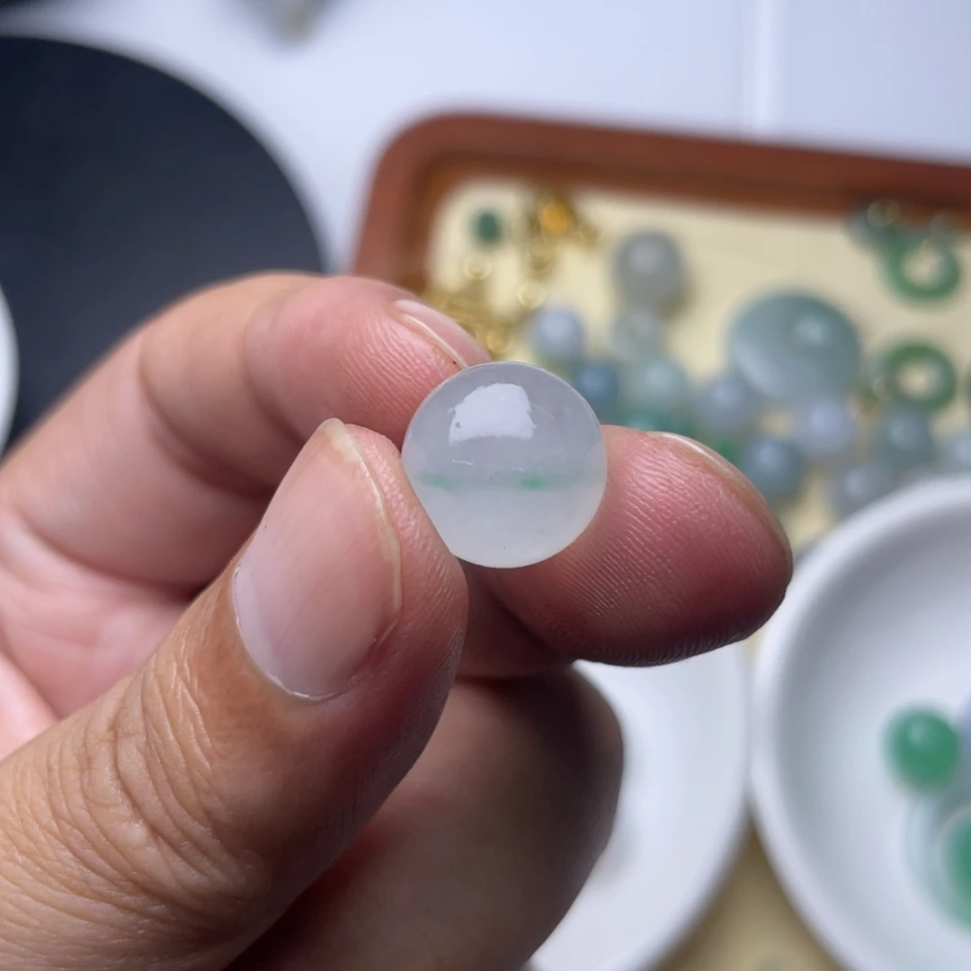 定制翡翠未镶嵌缅甸翡翠冰绿珠子卡12